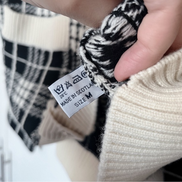 New Barrie Checked 100% Cashmere Cardigan Women Size M NWOT - Picture 14 of 17